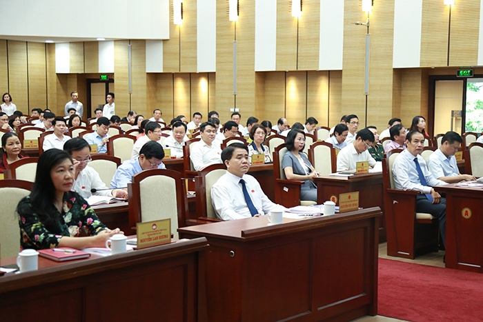 Chu tich UBND Ha Noi anh 2