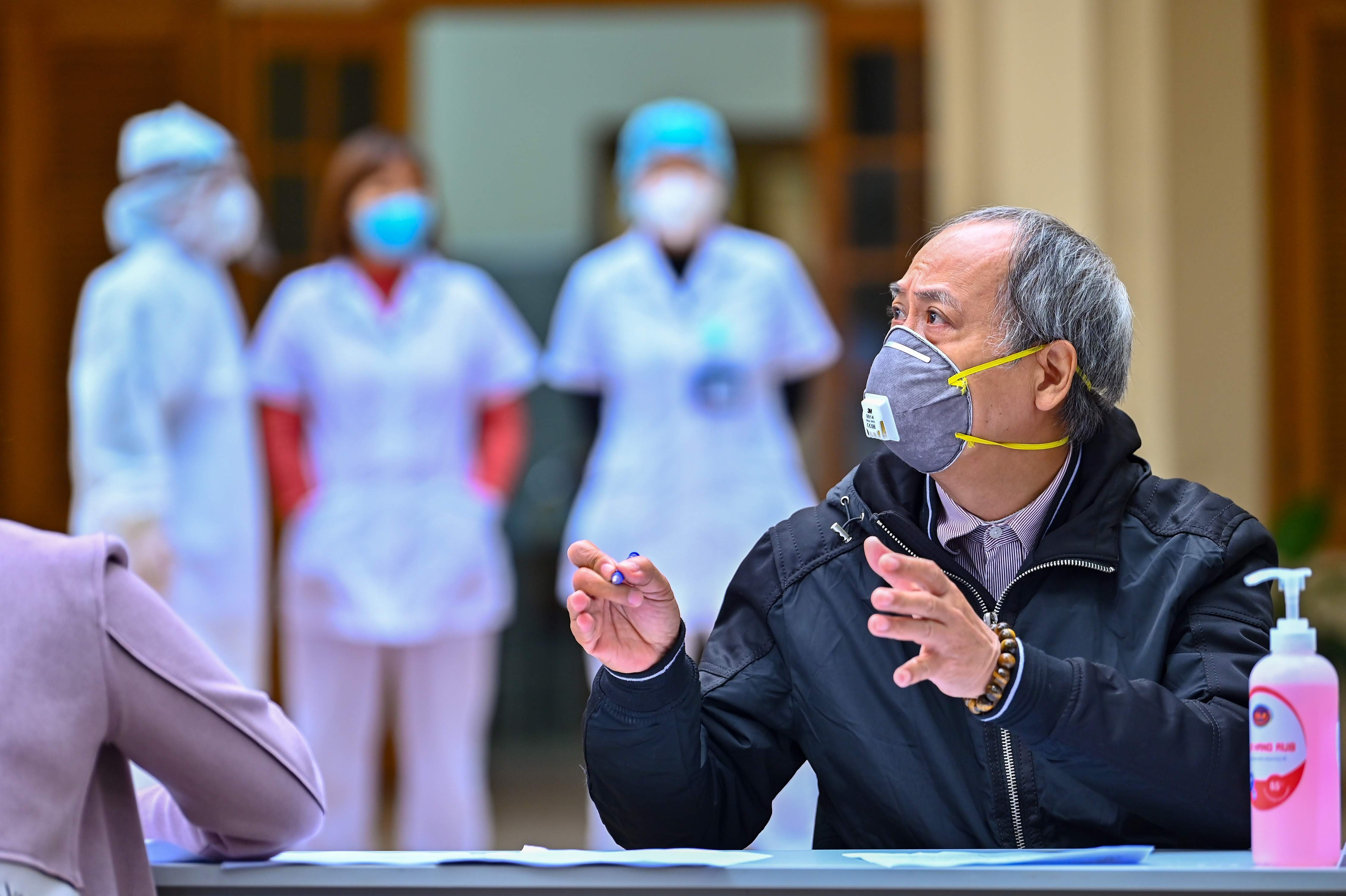 Gan 1.400 nguoi tai o dich moi cua Ha Noi duoc cach ly hinh anh