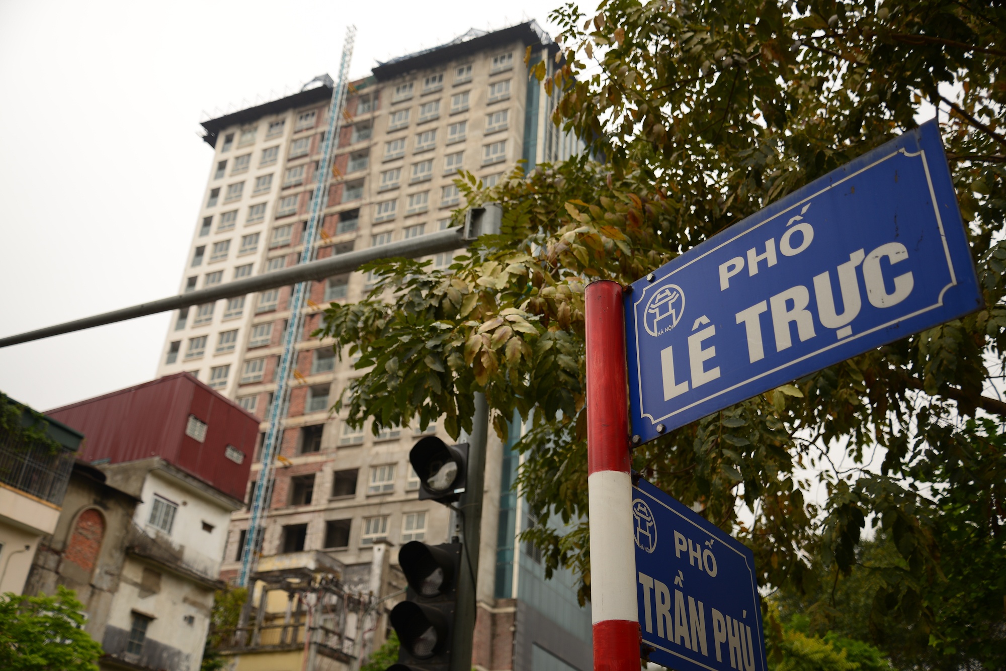 Doi do dac tai tang 18 toa 8B Le Truc de chuan bi thao do hinh anh