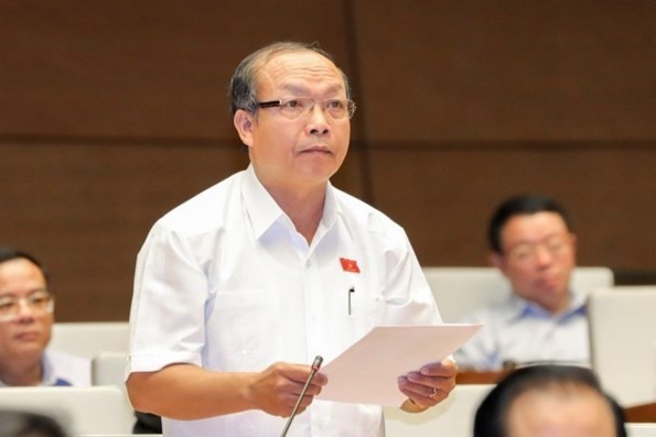 'Can bo giau nhanh tu dat, lui tan cung vi dat' hinh anh