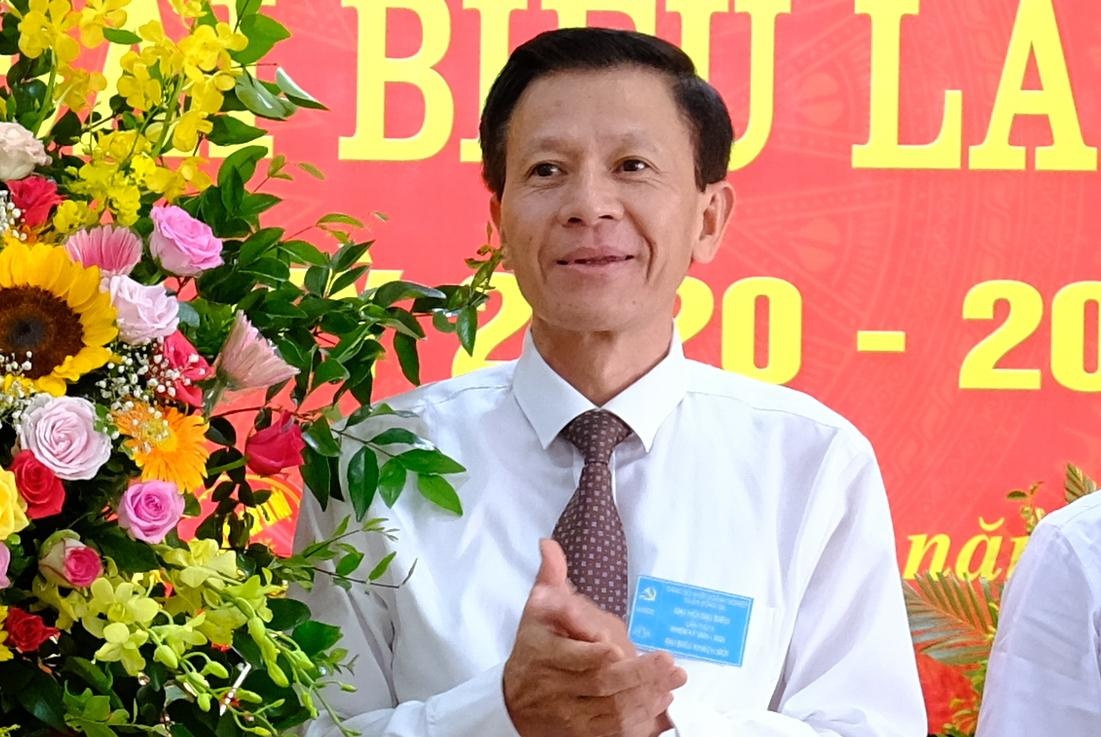 Ong Dang Viet Quan lam Chu tich UBND quan Dong Da hinh anh