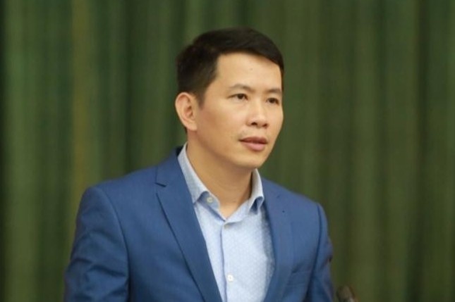 Ong Pham Tuan Long lam Chu tich UBND quan Hoan Kiem hinh anh