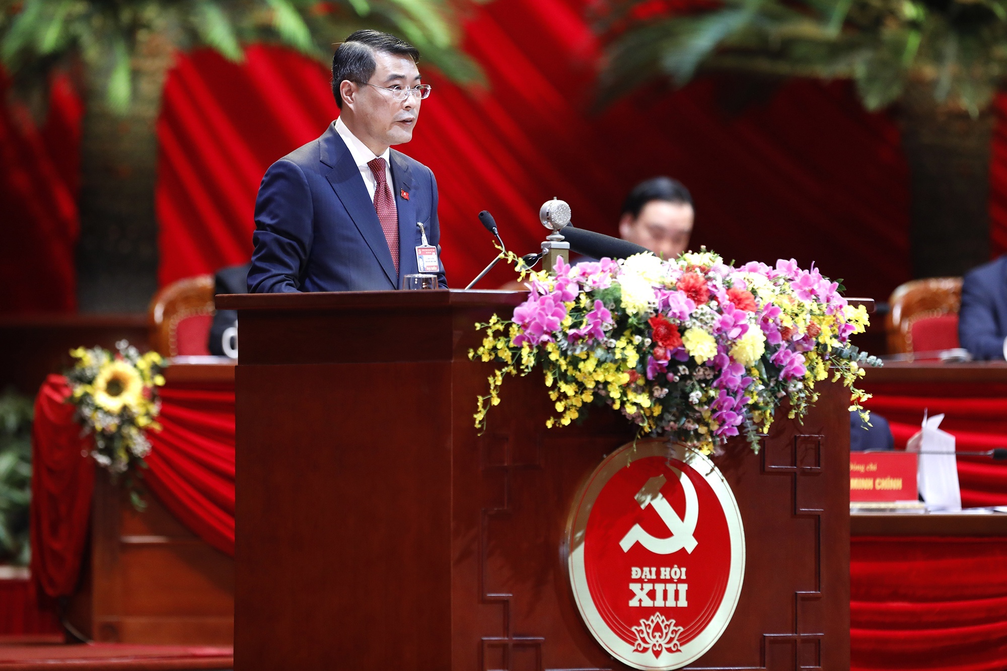 be mac dai hoi XIII anh 2