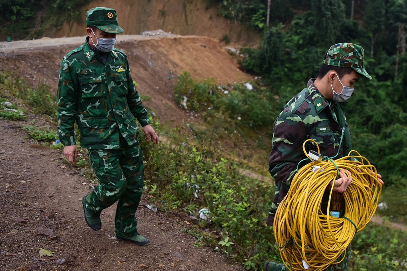 lay y kien du thao Luat Bien phong anh 1
