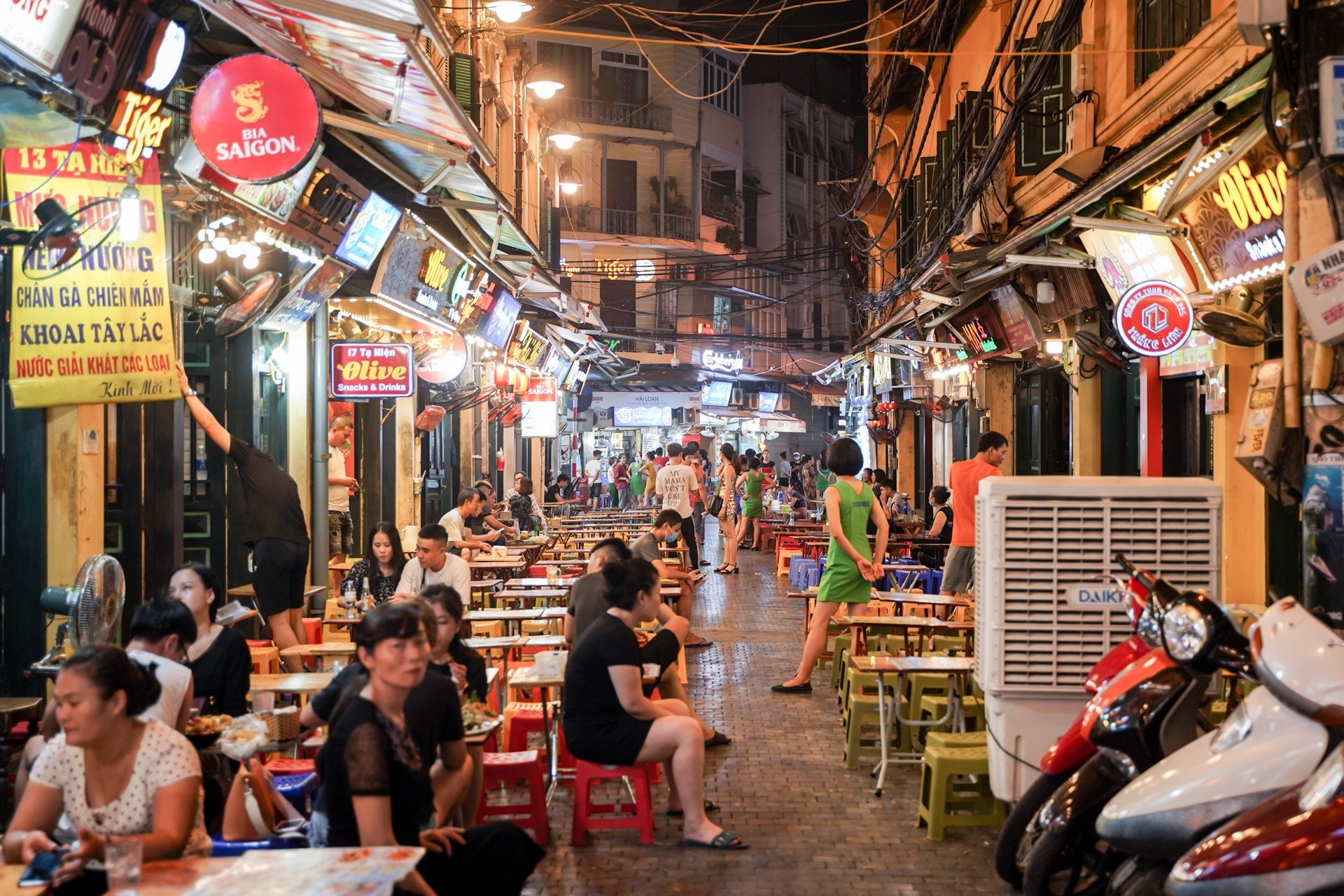 Ha Noi se phat hang quan khong gian cach cho ngoi hinh anh