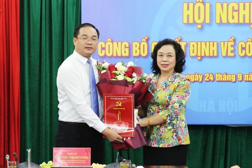 Bi thu Huyen uy My Duc Nguyen Ngoc Viet anh 1
