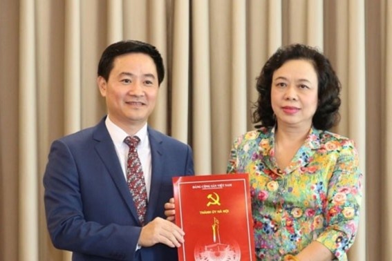 Ong Tran Anh Tuan giu chuc Chanh van phong Thanh uy Ha Noi hinh anh