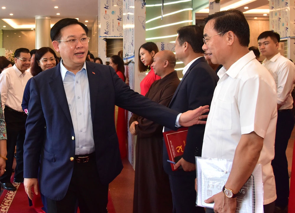 Ong Vuong Dinh Hue kiem tra cong tac chuan bi Dai hoi Dang bo Ha Noi hinh anh