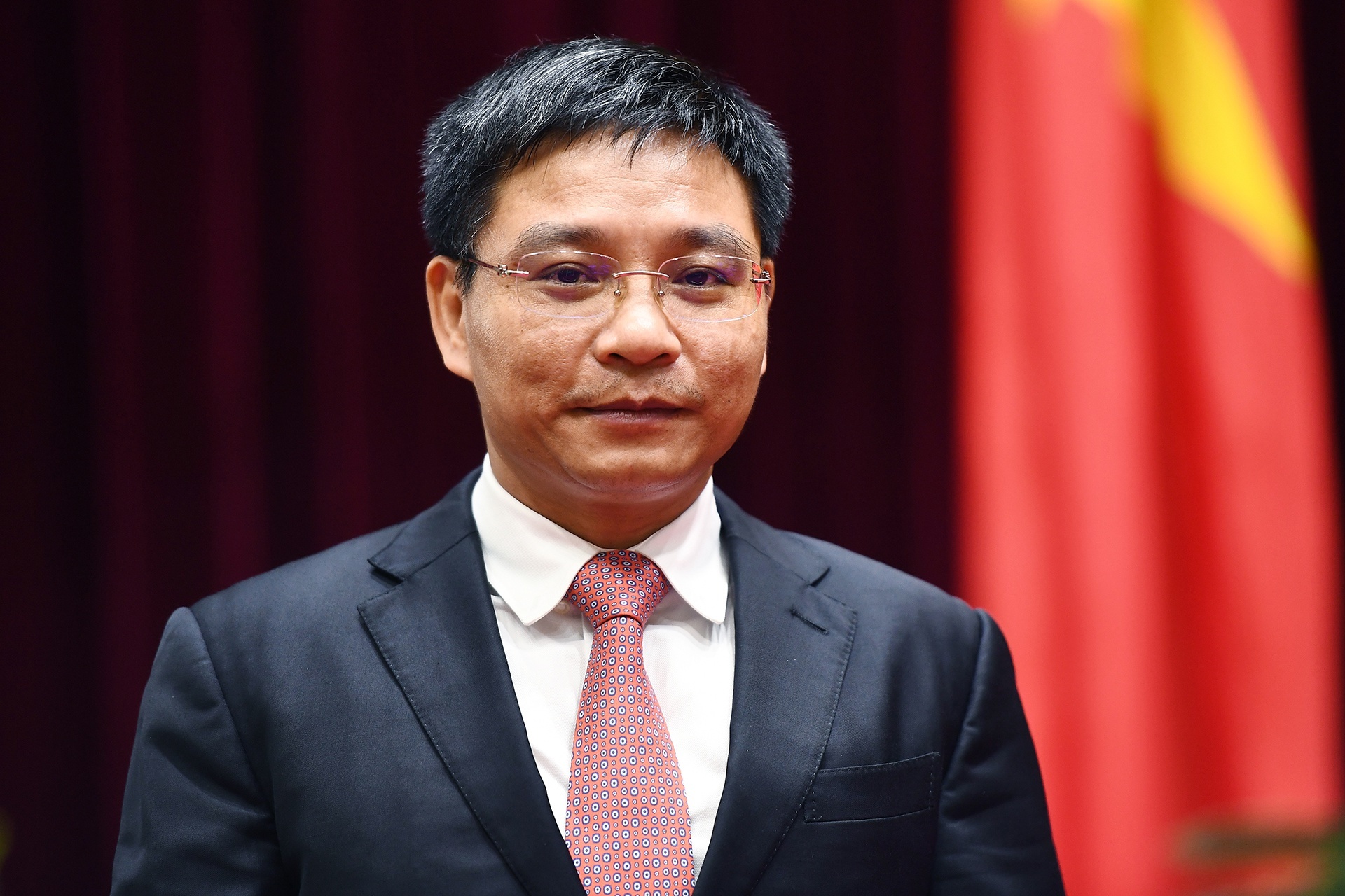 Ong Nguyen Van Thang lam Bi thu Tinh uy Dien Bien hinh anh