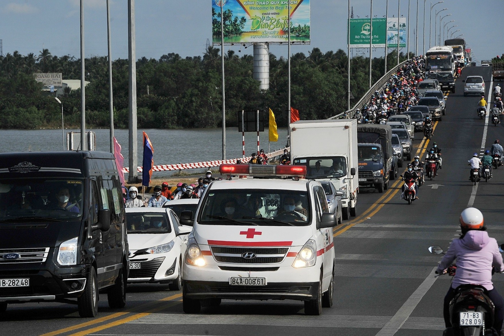 Thu tuong duyet them 2 ty USD lam duong sa cho Dong bang song Cuu Long hinh anh