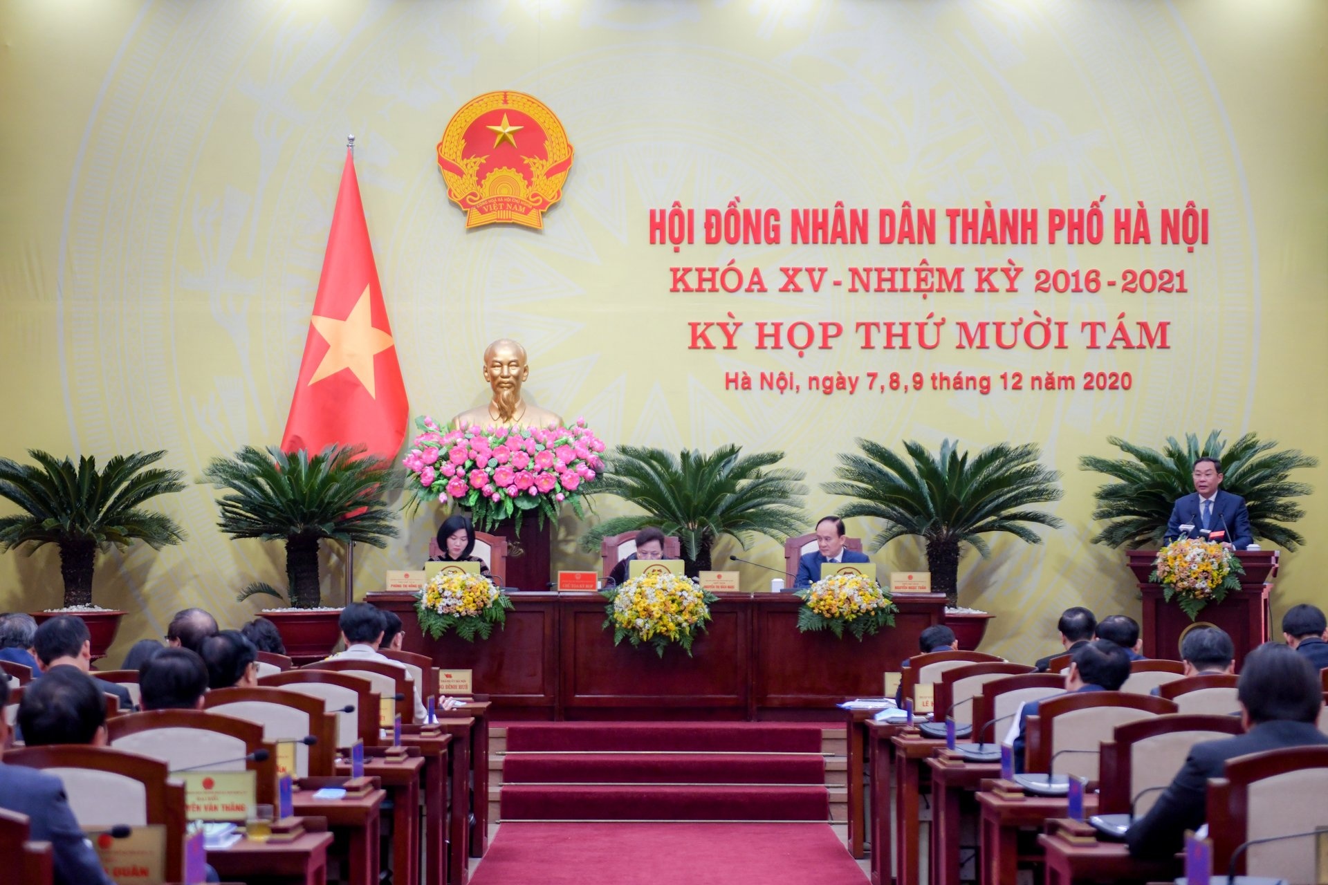 ky hop 18 HDND Ha Noi anh 1