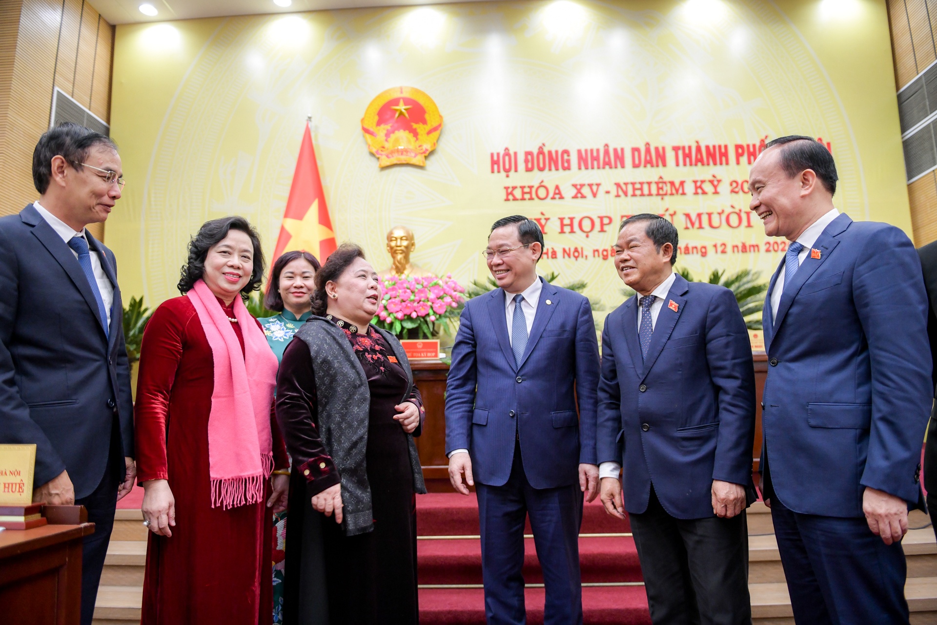 ky hop 18 HDND Ha Noi anh 8