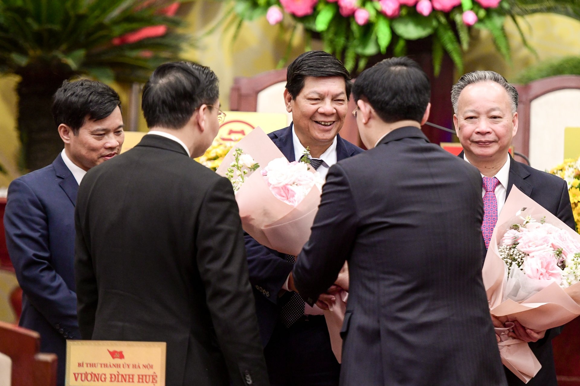 nhan su moi Ha Noi anh 2