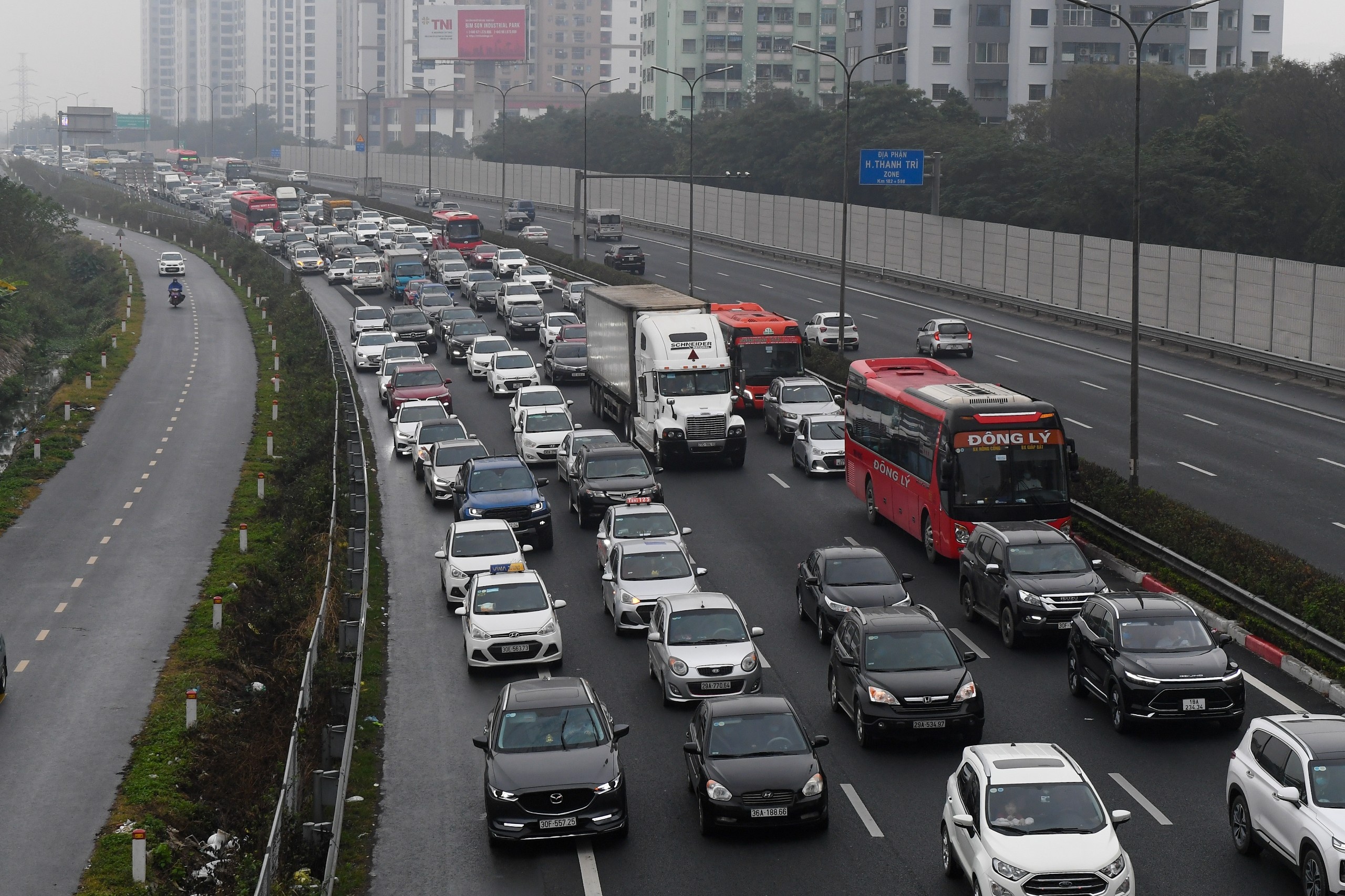 Cao toc Phap Van - Cau Gie un tac anh 1