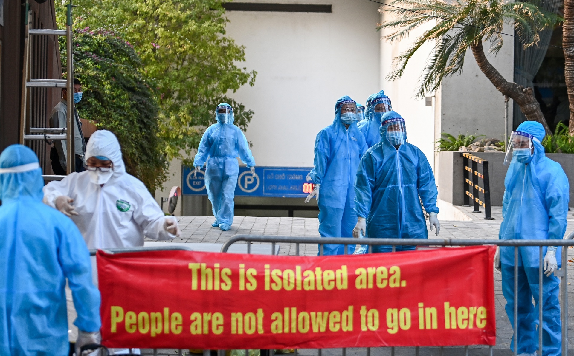 ca mac Covid-19 Ha Noi,  so ca mac Covid-19 anh 1