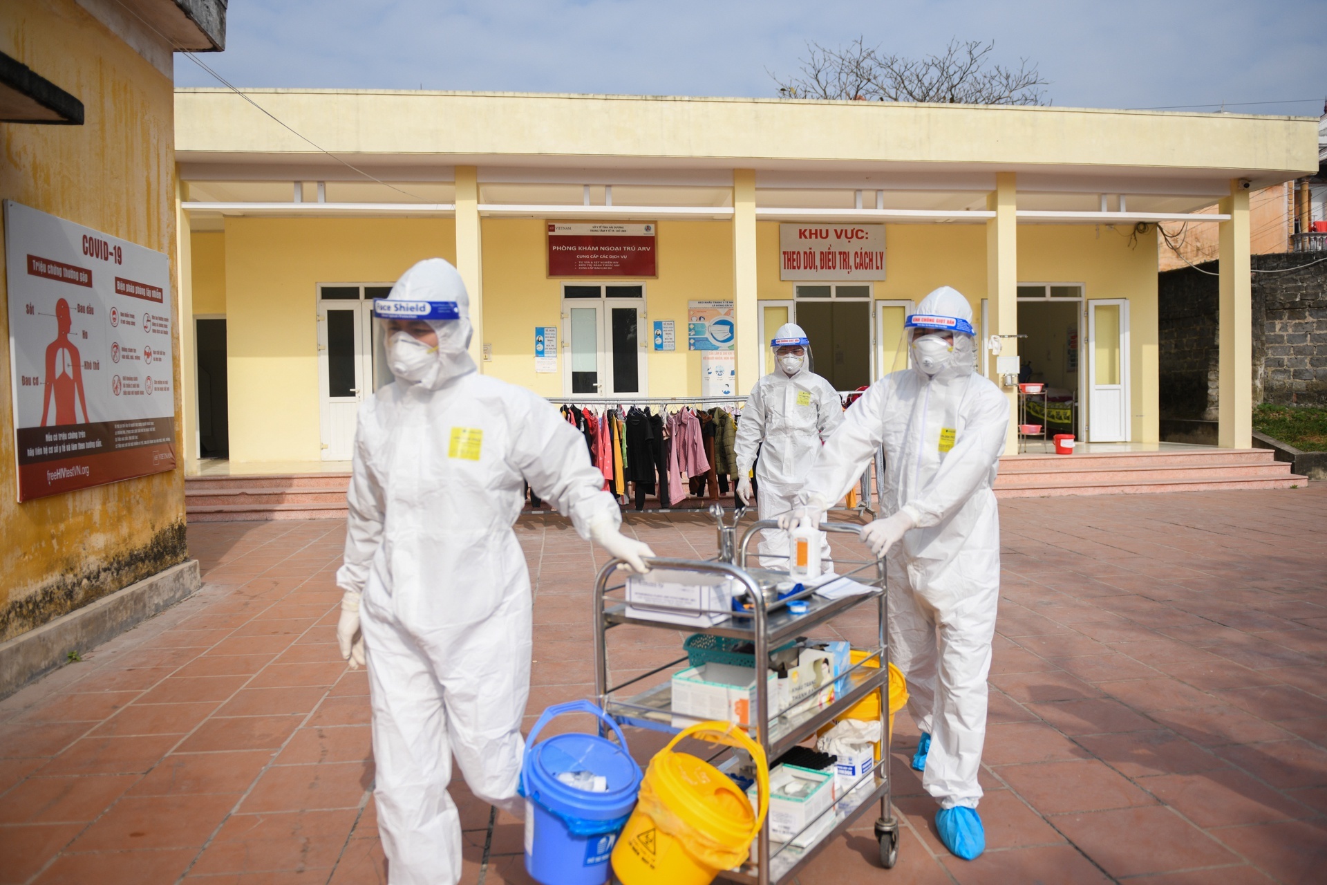 Hai Phong mo them hai khu cach ly tap trung hinh anh