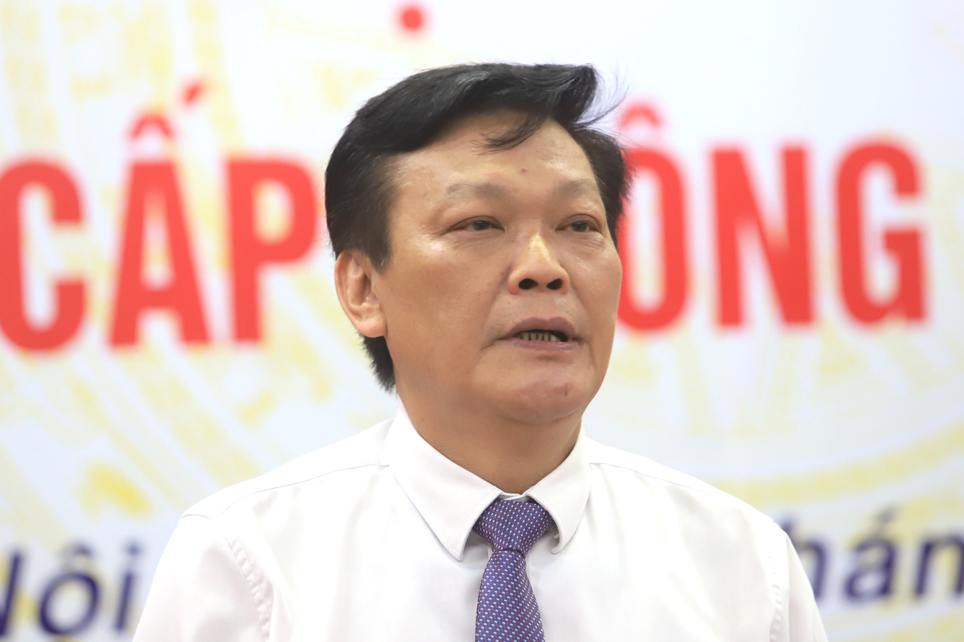 Bo Noi vu noi ve viec bo nhiem con gai Bi thu Vinh Phuc lam PGD So hinh anh