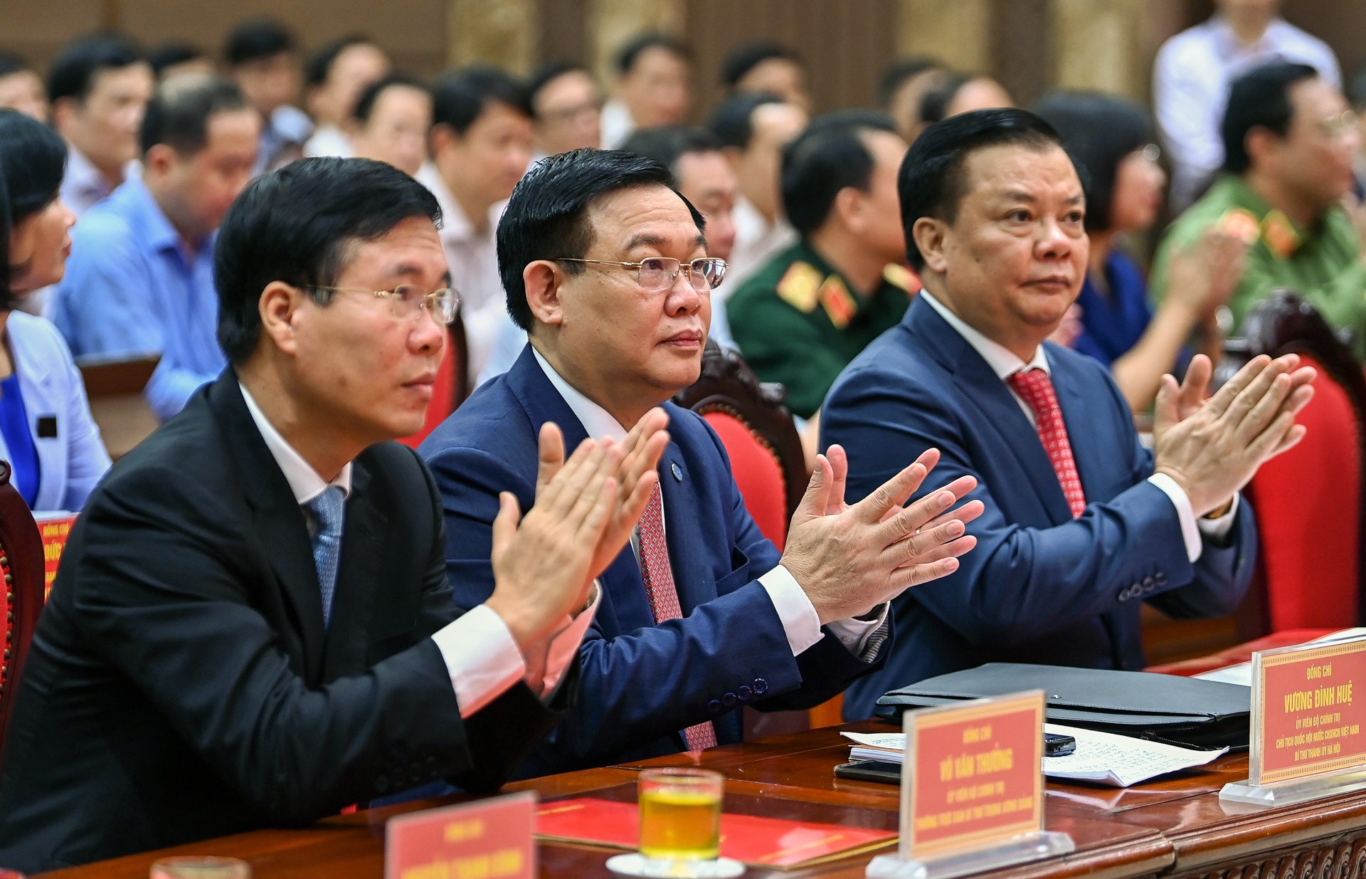 bo nhiem ong Dinh Tien DUng anh 2