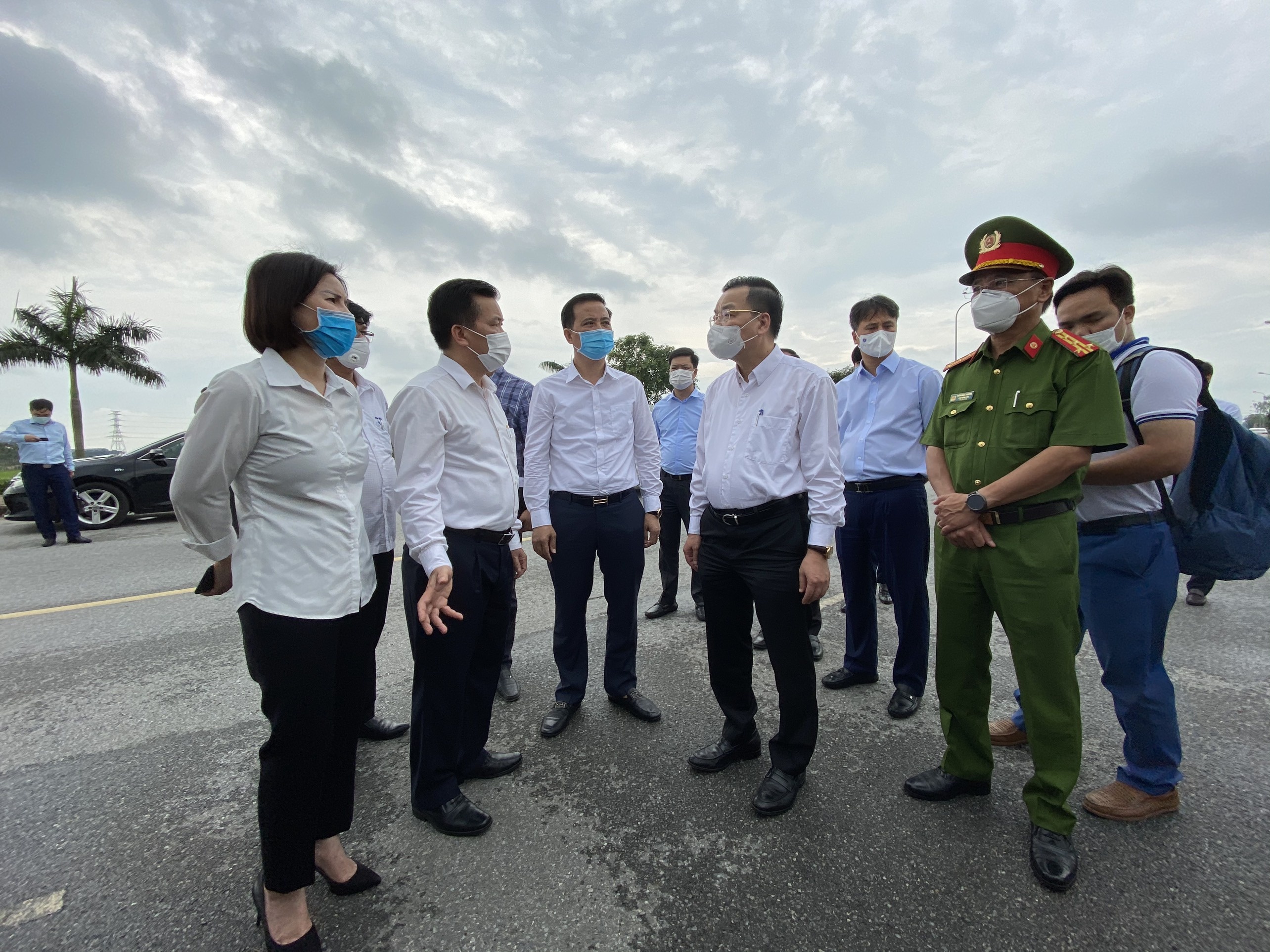 ca mac Covid-19 Ha Noi,  Ha Noi chi dao dich Covid-19 anh 1