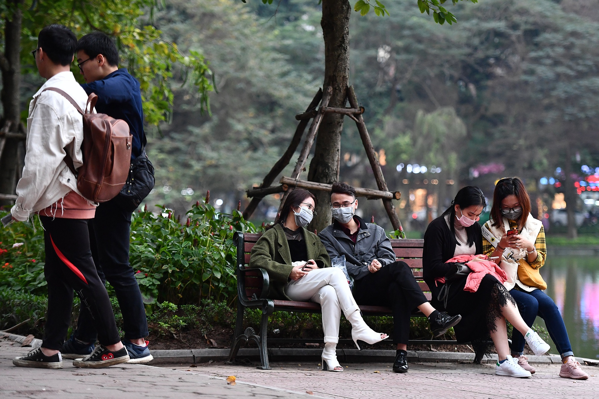 ca mac Covid-19 Ha Noi,  ca benh Covid-19 benh vien Nhiet doi anh 1