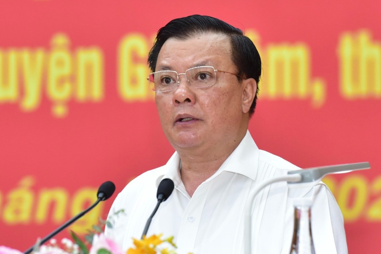 Bi thu Ha Noi: Ky luat nang can bo bao che vi pham trong chong dich hinh anh