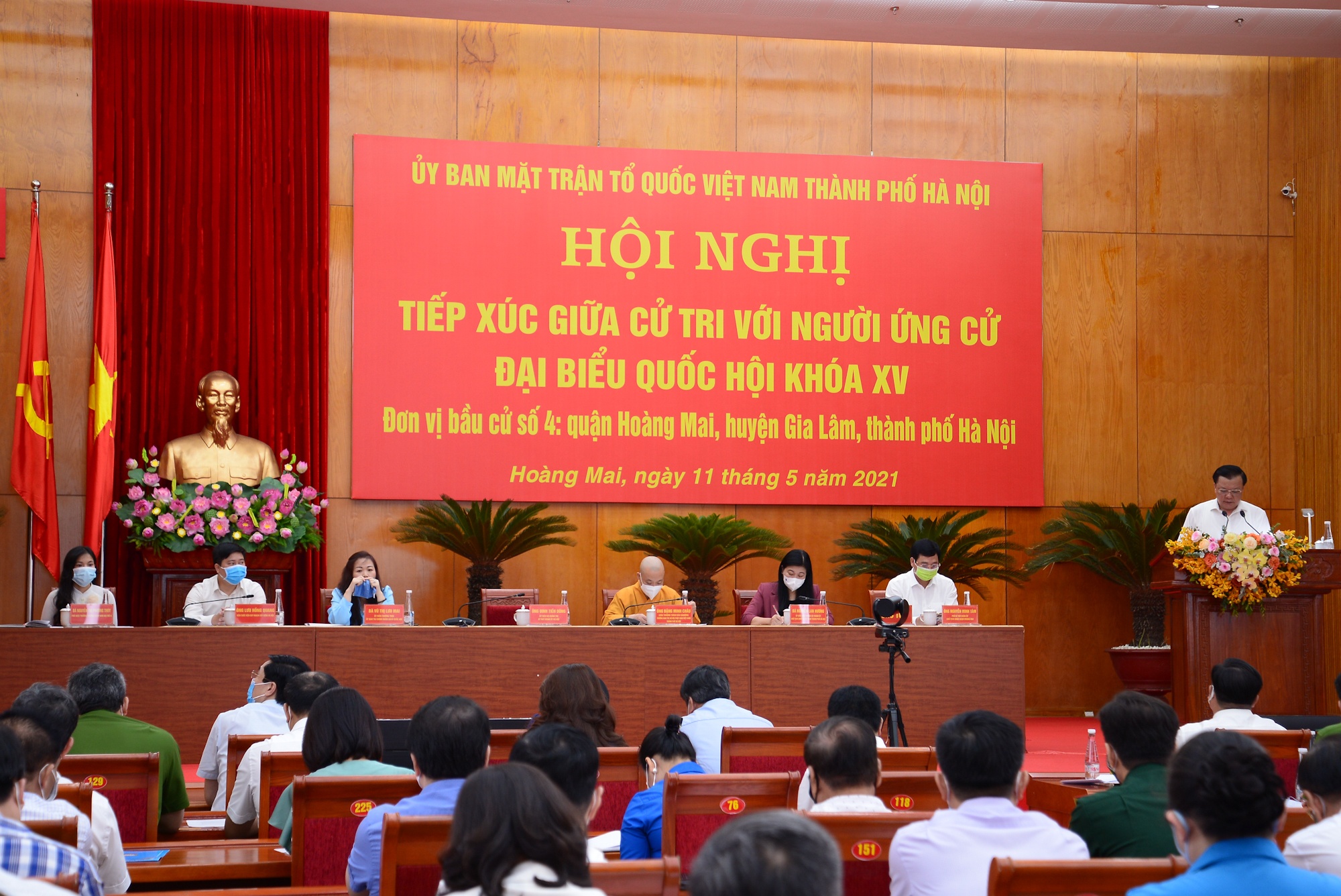 tiep xuc cu tri quan Hoang Mai,  bau cu DBQH Ha Noi anh 1