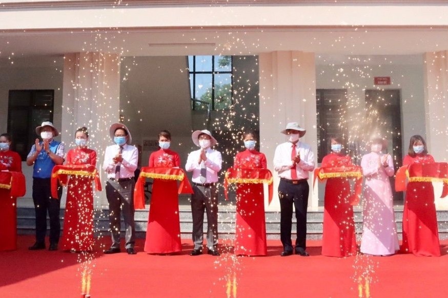 Han Quoc ho tro tinh Tuyen Quang xay tram y te, truong hoc hinh anh