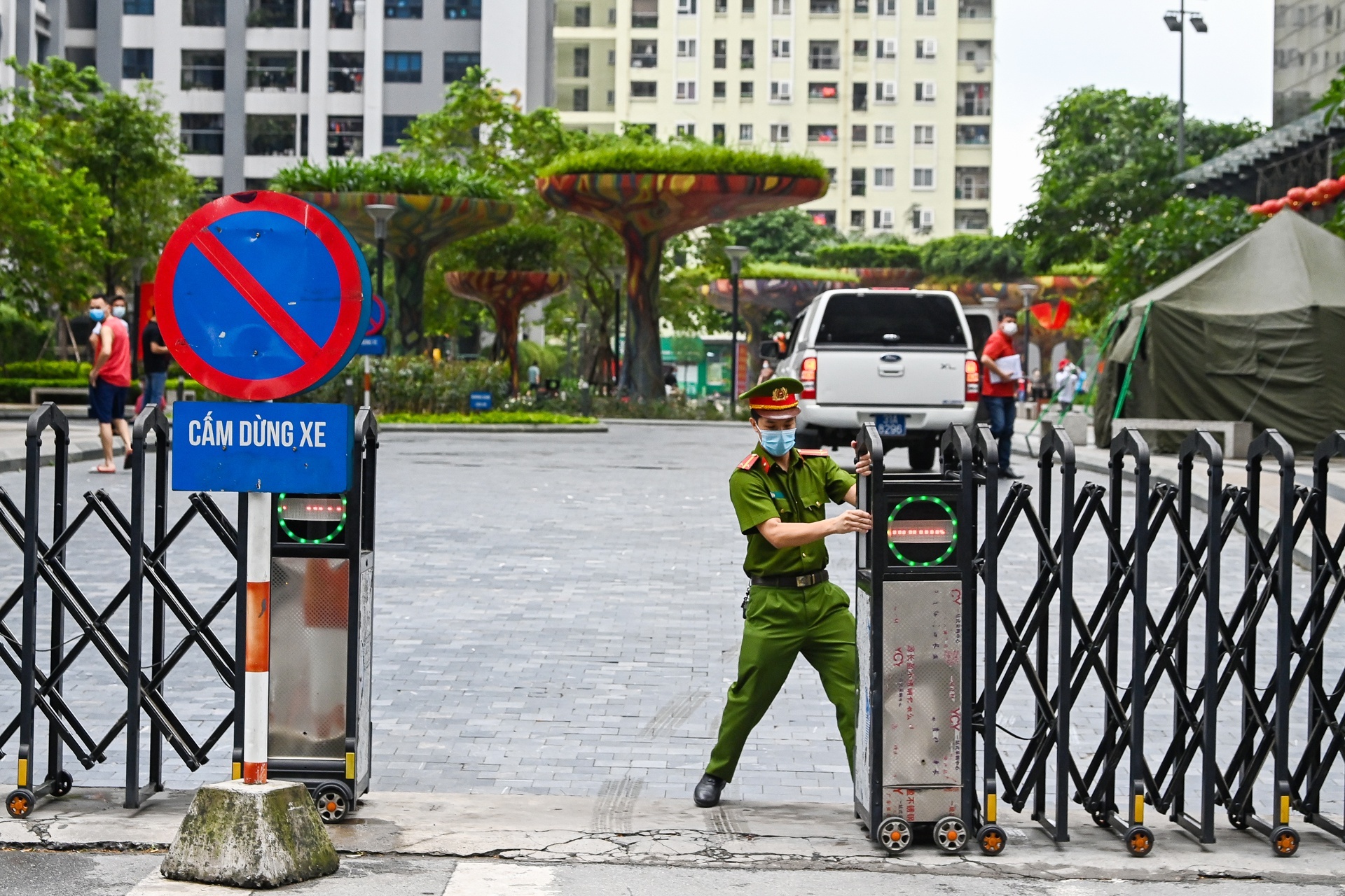 ca mac Covid-19 Ha Noi,  ca benh Covid-19 benh vien nhiet doi,  ca benh Covid-19 Times City anh 1