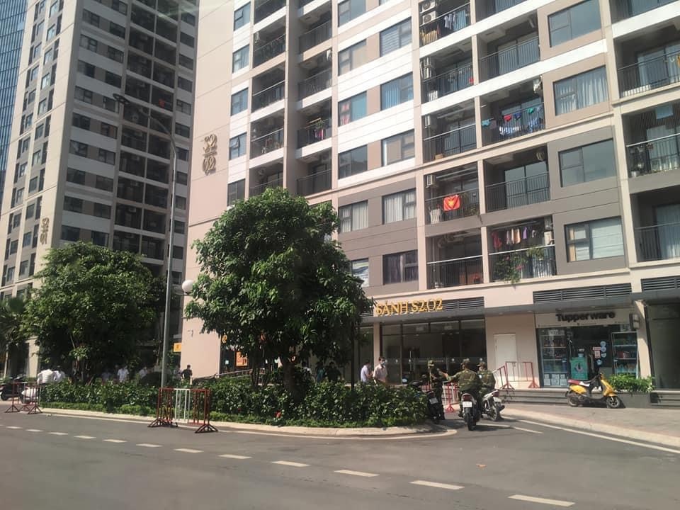 ca mắc Covid-19 Hà Nội, S2.02 Vinhomes Ocean Park
ảnh 1 ca mac Covid-19 Ha Noi, S2.02 Vinhomes Ocean Park anh 1