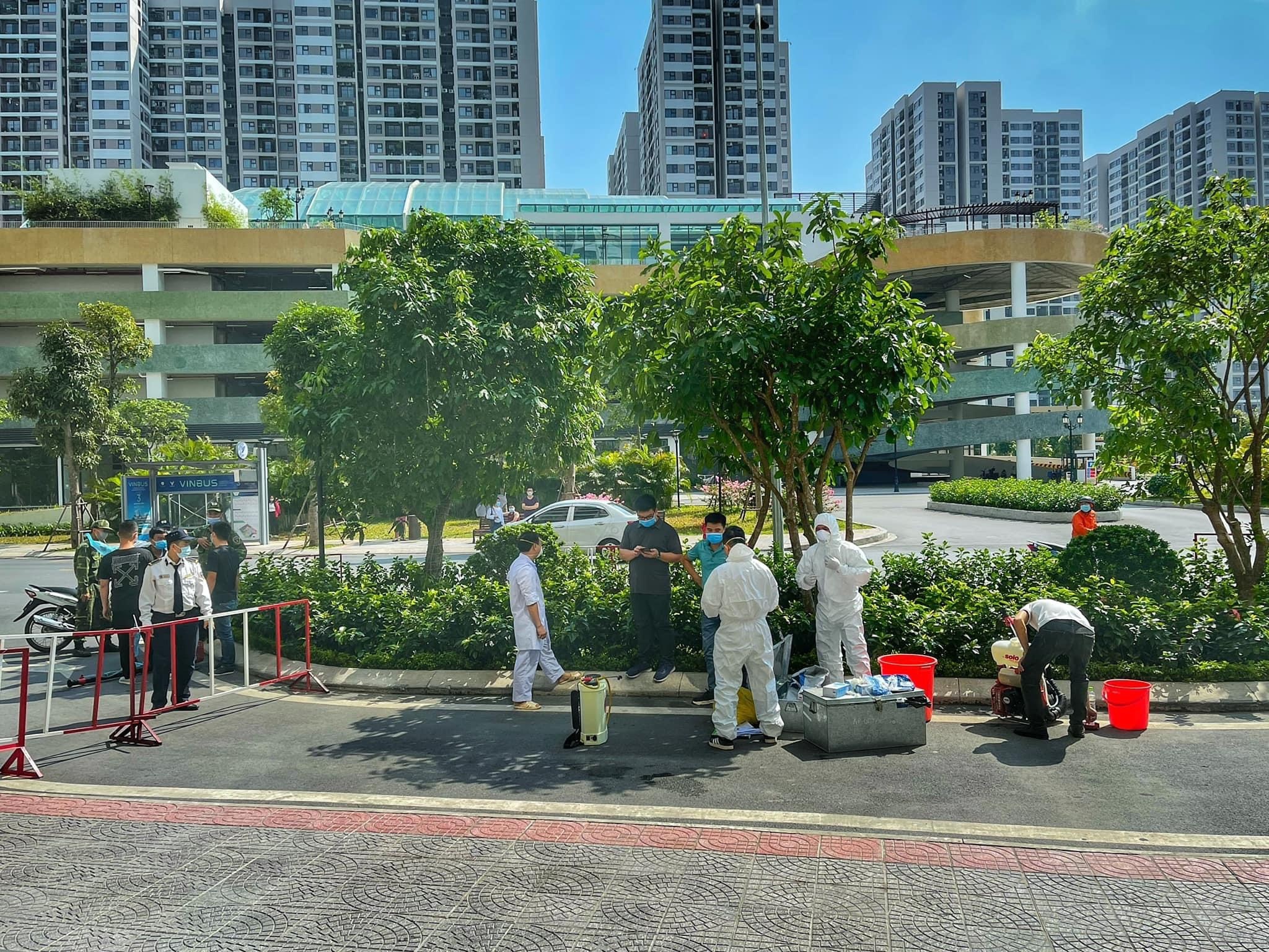 ca mac Covid-19 Ha Noi,  ca benh  Vinhomes Ocean Park anh 1