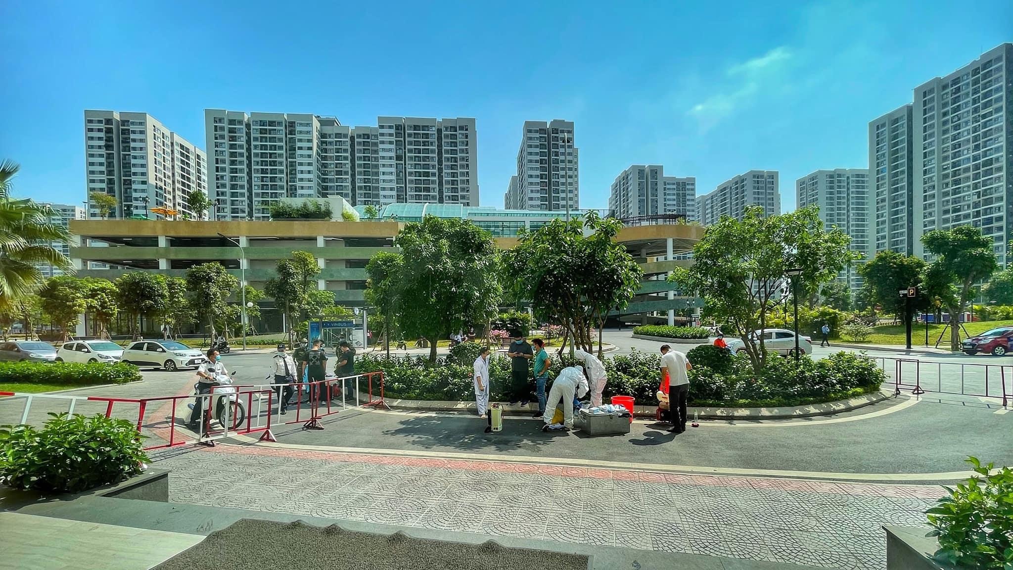 ca mắc Covid-19 Hà Nội, S2.02 Vinhomes Ocean Park
ảnh 2 ca mac Covid-19 Ha Noi, S2.02 Vinhomes Ocean Park anh 2