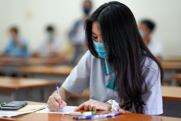 Chu tich Ha Noi yeu cau dam bao phong dich cho ky tuyen sinh lop 10 hinh anh