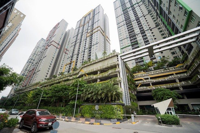 Ha Noi phong toa toa S1 chung cu Seasons Avenue hinh anh