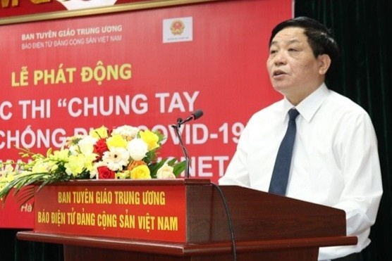Phat dong cuoc thi trac nghiem 'Chung tay phong, chong dich Covid-19' hinh anh