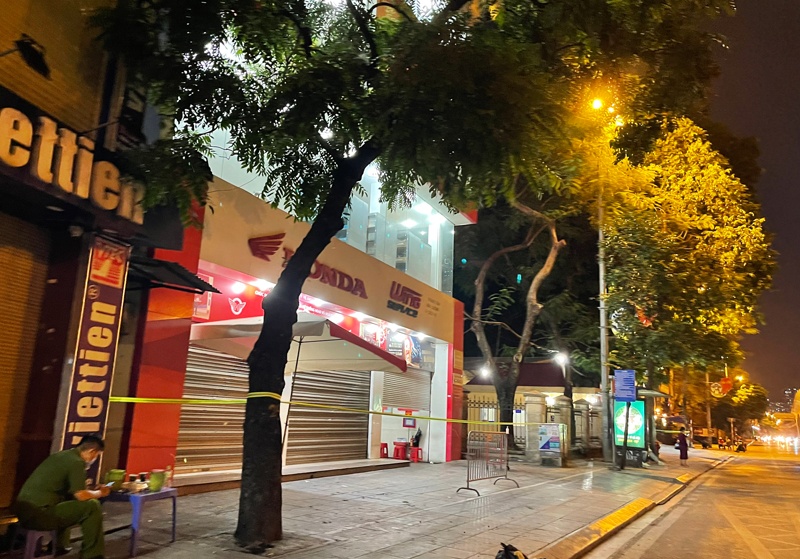 F0 di sua xe, nhieu nguoi phai cach ly o Ha Noi hinh anh