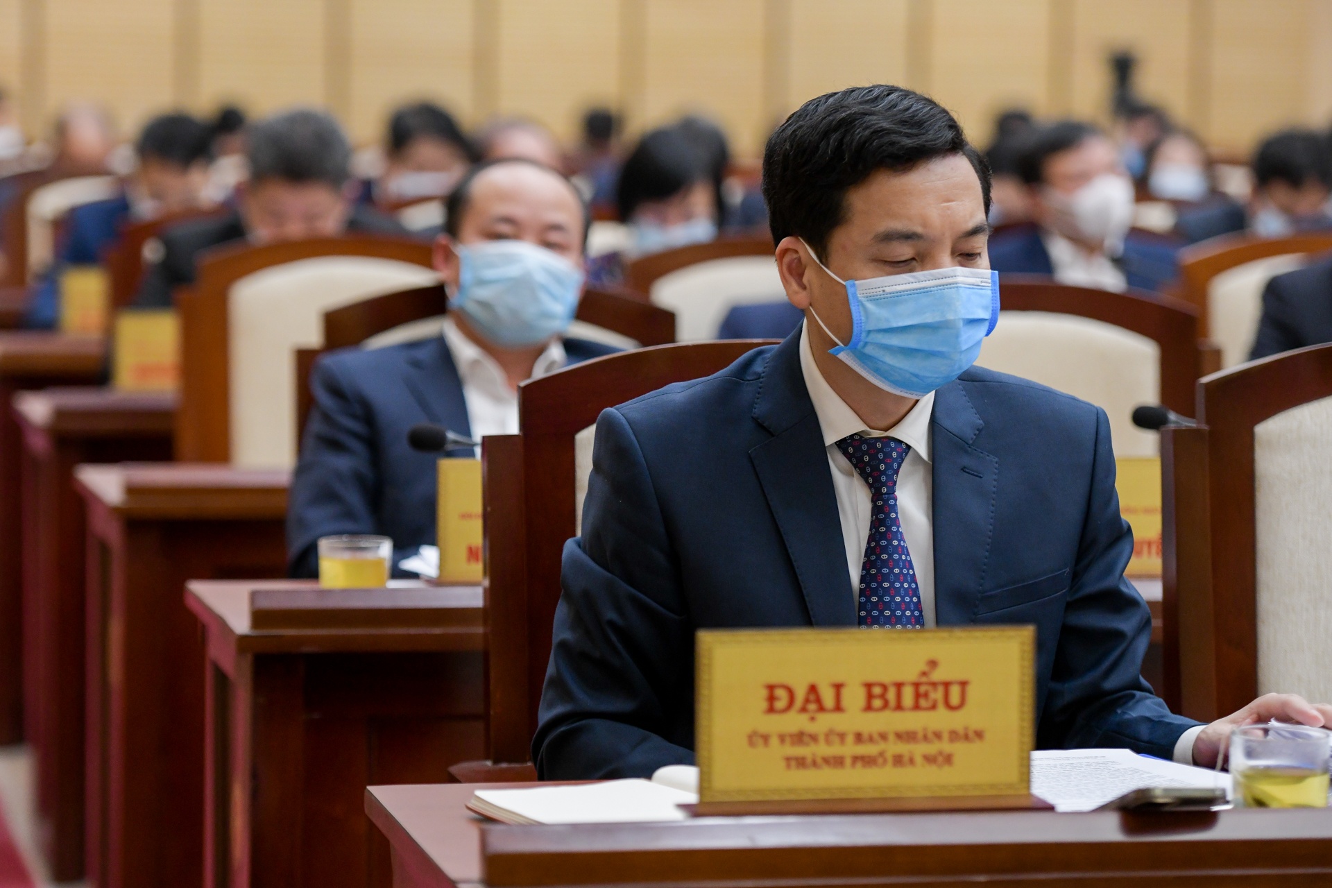 Ha Noi hoan tiep xuc cu tri truoc ky hop HDND thanh pho hinh anh