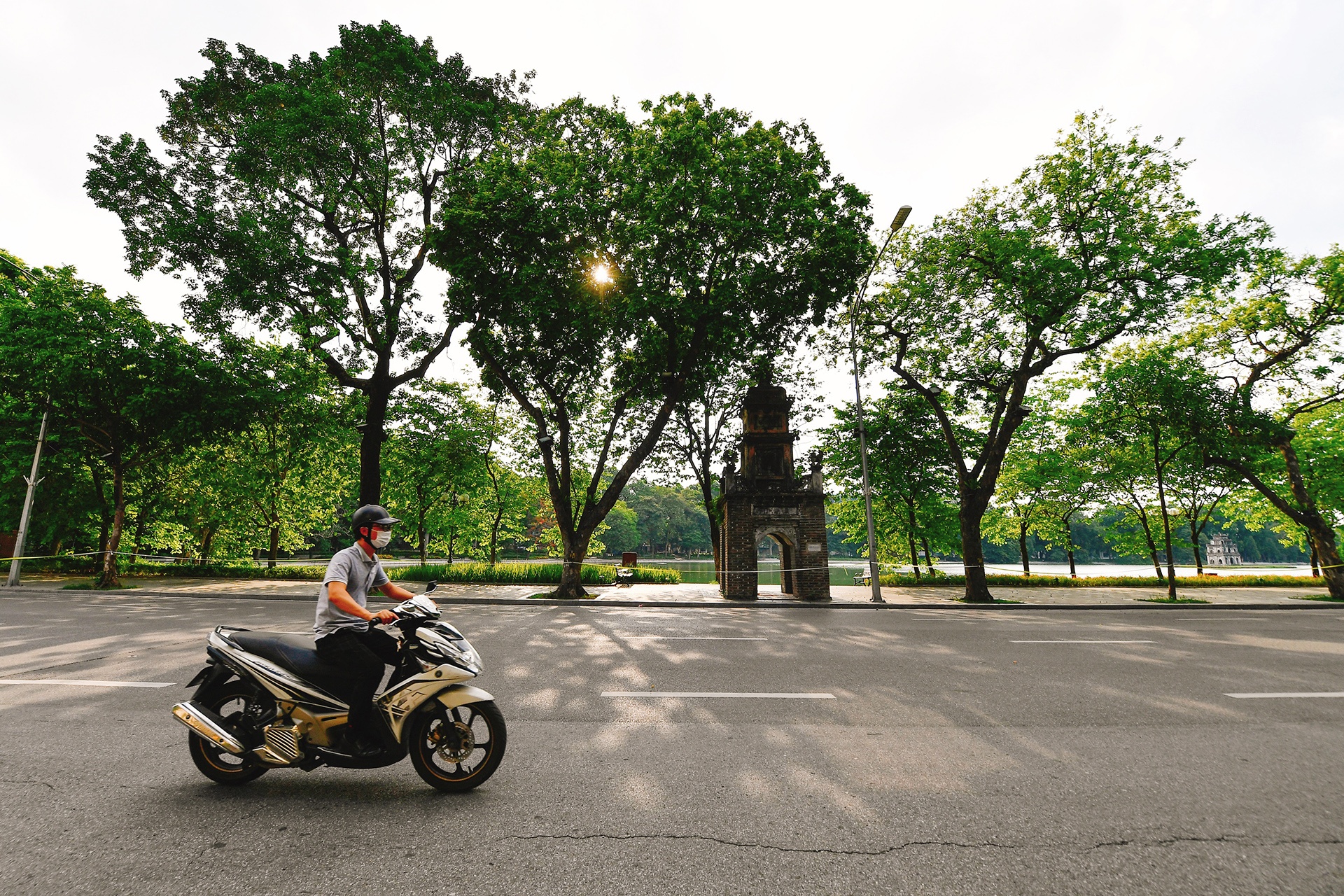 Ha Noi se lam gi trong 15 ngay gian cach tiep theo? hinh anh