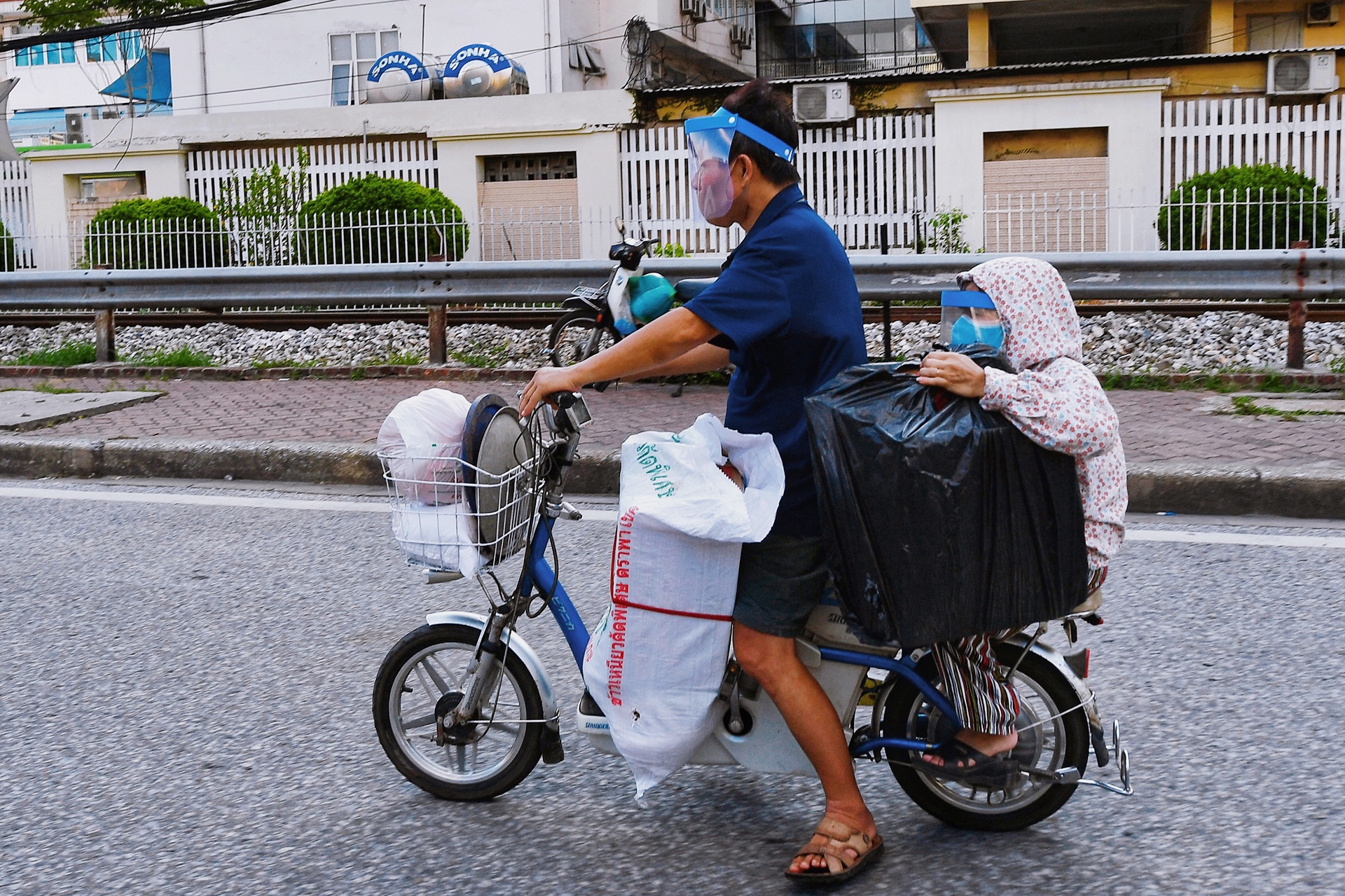 Ha Noi nen phan vung xanh, cam, do sau ngay 6/9 nhu the nao? hinh anh
