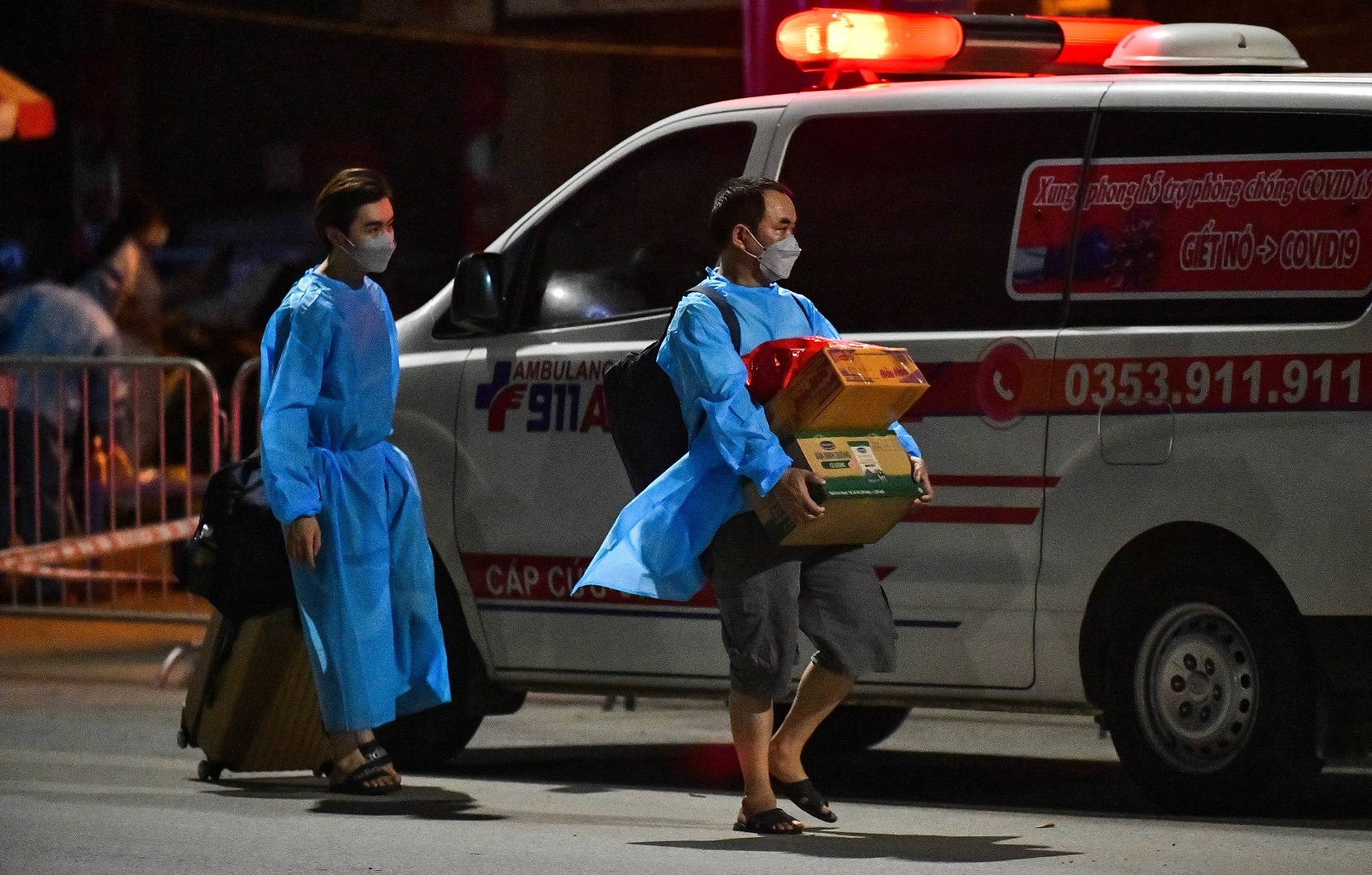 Bi thu Ha Noi yeu cau thi diem ngay cach ly F1 tai nha hinh anh