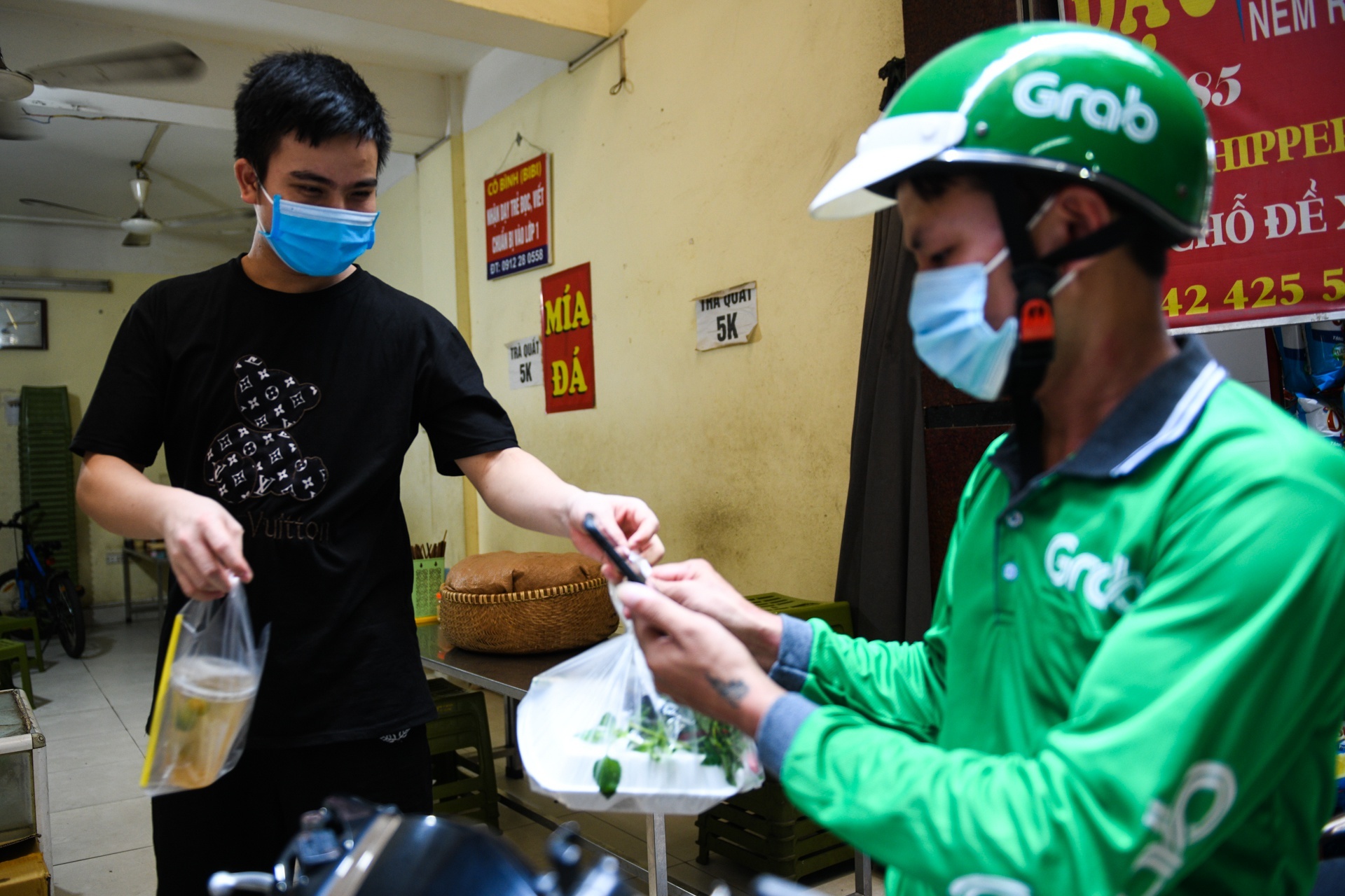 19 quan, huyen cua Ha Noi duoc ban hang mang ve hinh anh