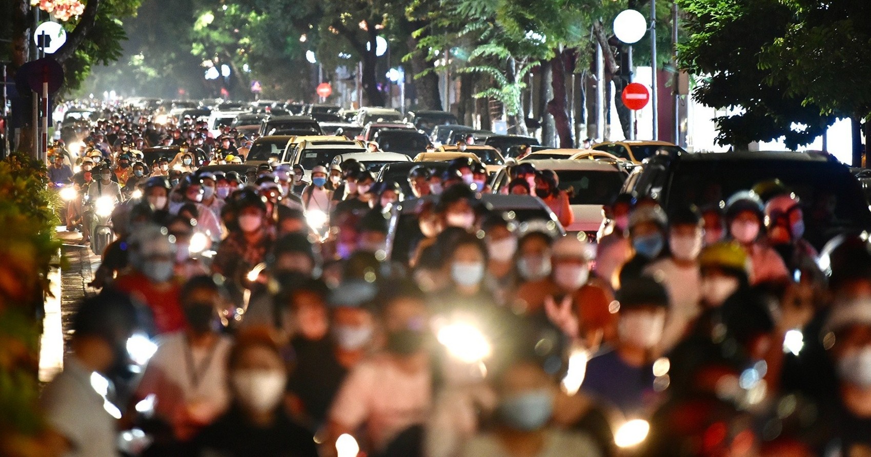 Khong the chap nhan viec ra duong dong nhu vay anh 1