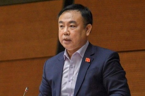 Dai bieu Quoc hoi dau xot khi thay thuoc vuong lao ly hinh anh