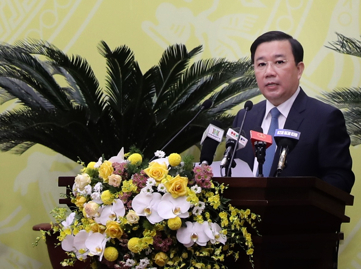 ong Chu Ngoc Anh tra loi chat van anh 4