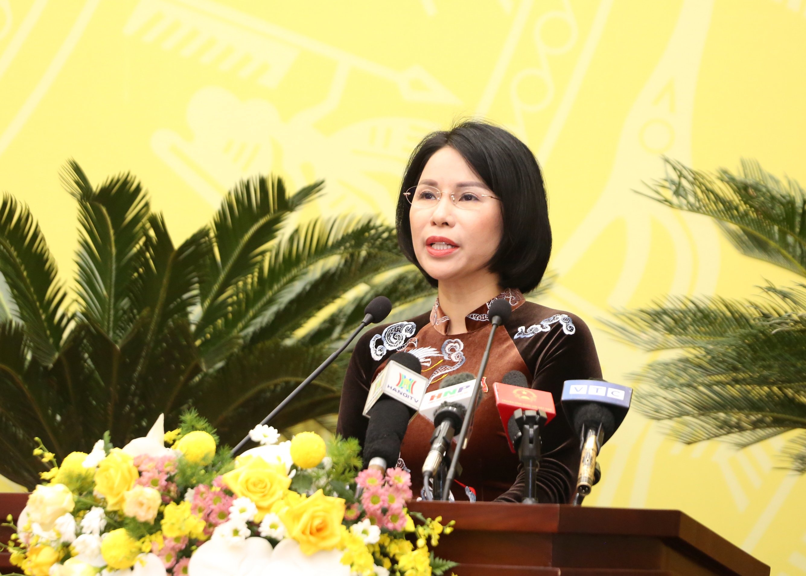 ong Chu Ngoc Anh tra loi chat van anh 2