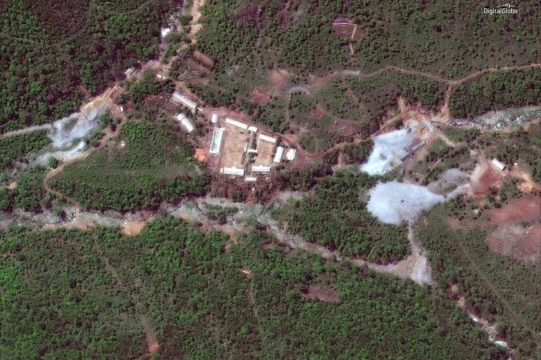 Trieu Tien phi hat nhan hoa anh 1