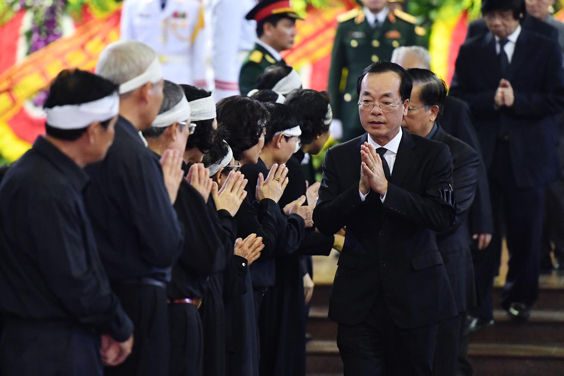 dam tang trung tuong Dong Sy Nguyen anh 15