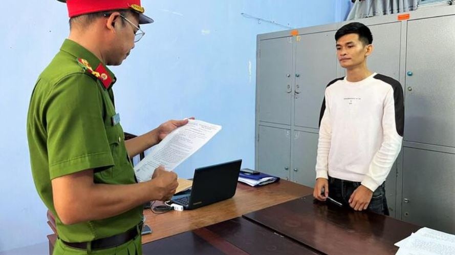 Khoi to thanh nien vua danh thai phu vua hoi ‘biet tao la ai khong’ hinh anh