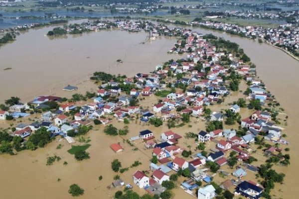 Lu tren song Thuong van tren bao dong 3 hinh anh