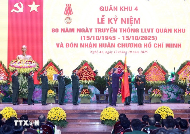Tong Bi thu anh 3