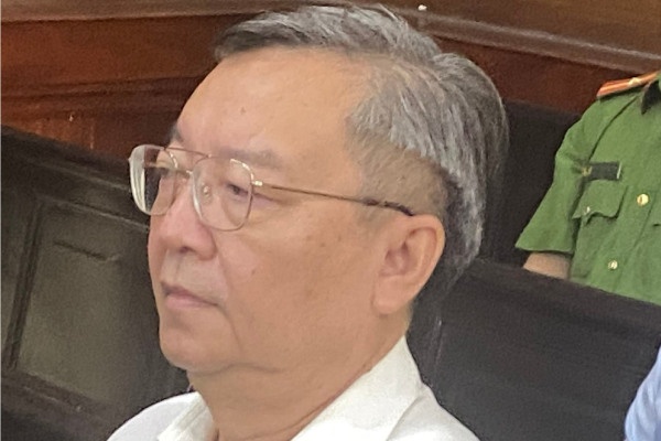 Cuu giam doc So Giao duc va Dao tao TP.HCM duoc de nghi an treo hinh anh